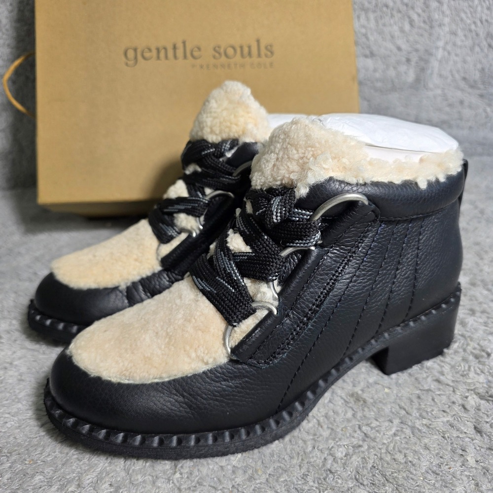 Gentle Souls Black Leather Shearling Fur Lined Lace Up Ankle Boots Womens 7M NEW
